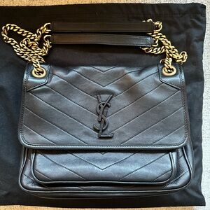YSL Nikki Medium in matte black leather